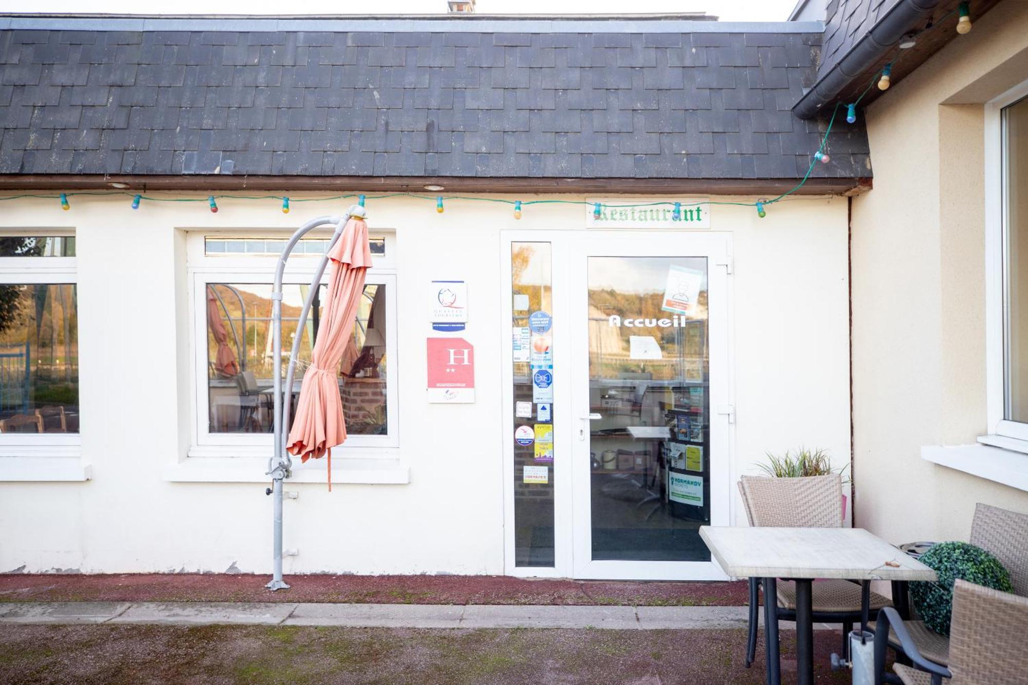 Hotel Restaurant Des 4 Ecluses Gaillon Eksteriør bilde